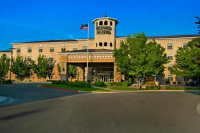 Отель Oxford Suites Boise  Бойсе